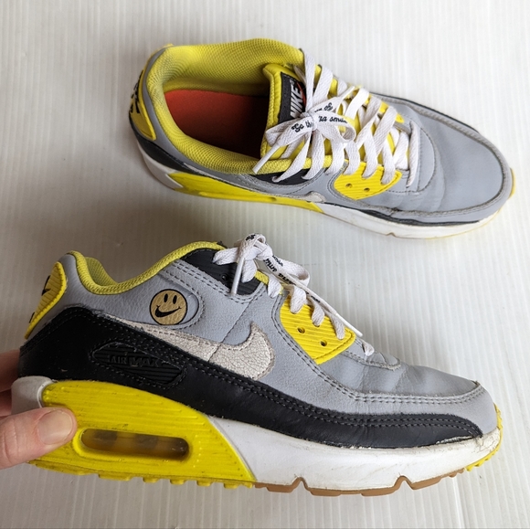 NIKE Air Max 90 LTR go the extra smile colorblock yellow sneakers - Picture 11 of 14